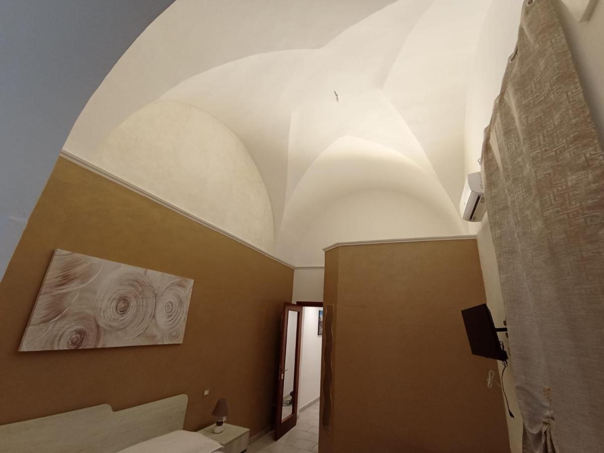 Samele Bed And Breakfast Lecce Exterior photo
